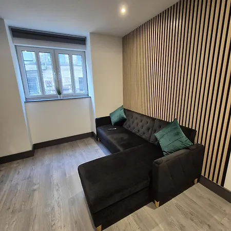 The Cotswold Escape 14 - Centre *