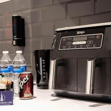 The Cotswold Escape 14 - Centre *